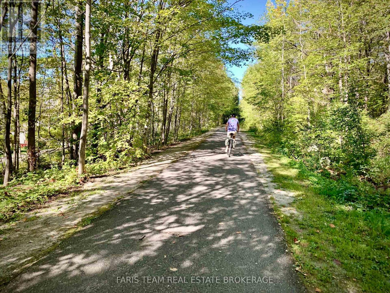 54 Hearthstone Drive, Tay, Ontario  L0K 2C0 - Photo 30 - S12835244