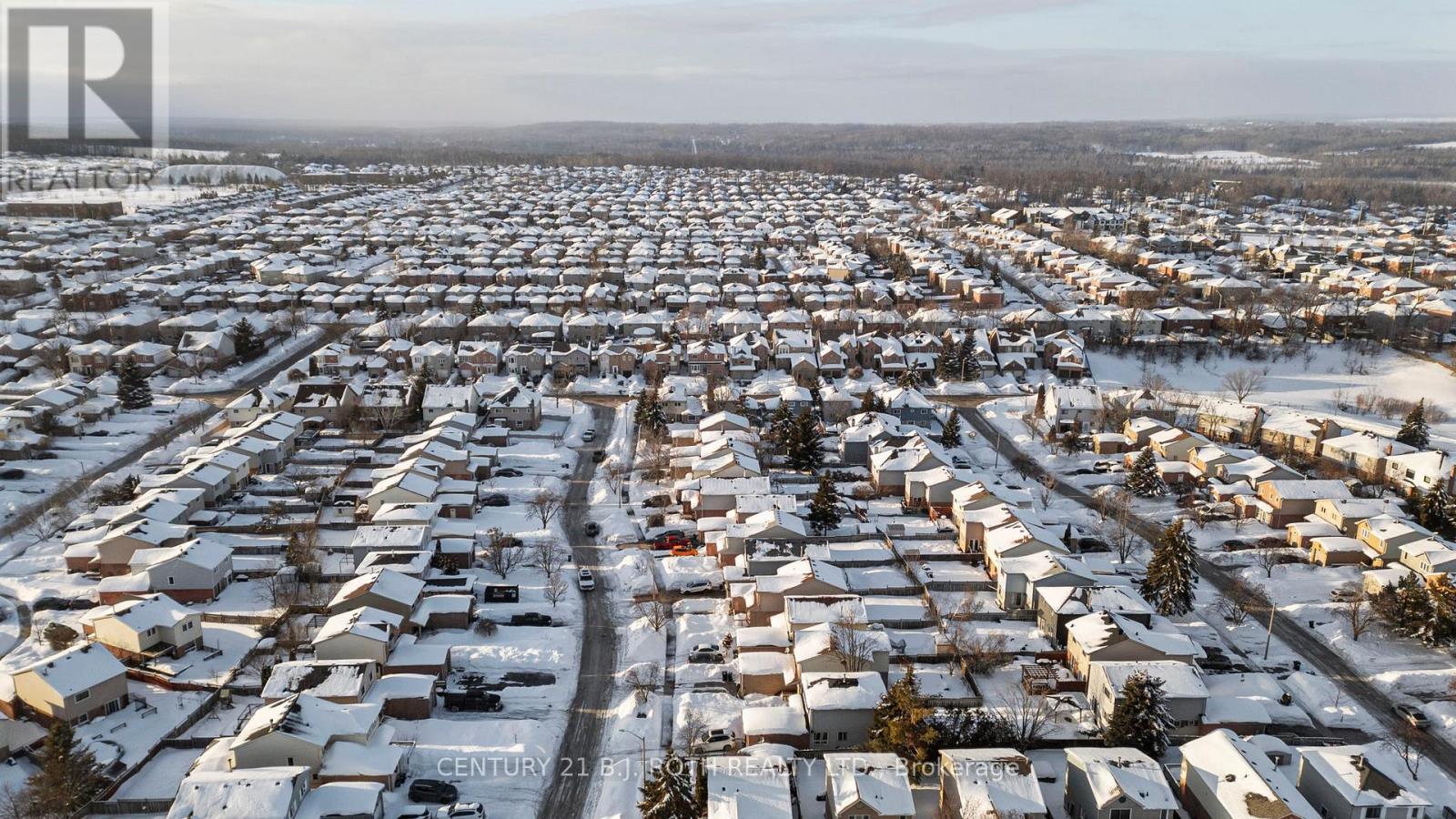 13 Hadden Crescent, Barrie (Cundles East), Ontario  L4M 6G6 - Photo 28 - S12835250