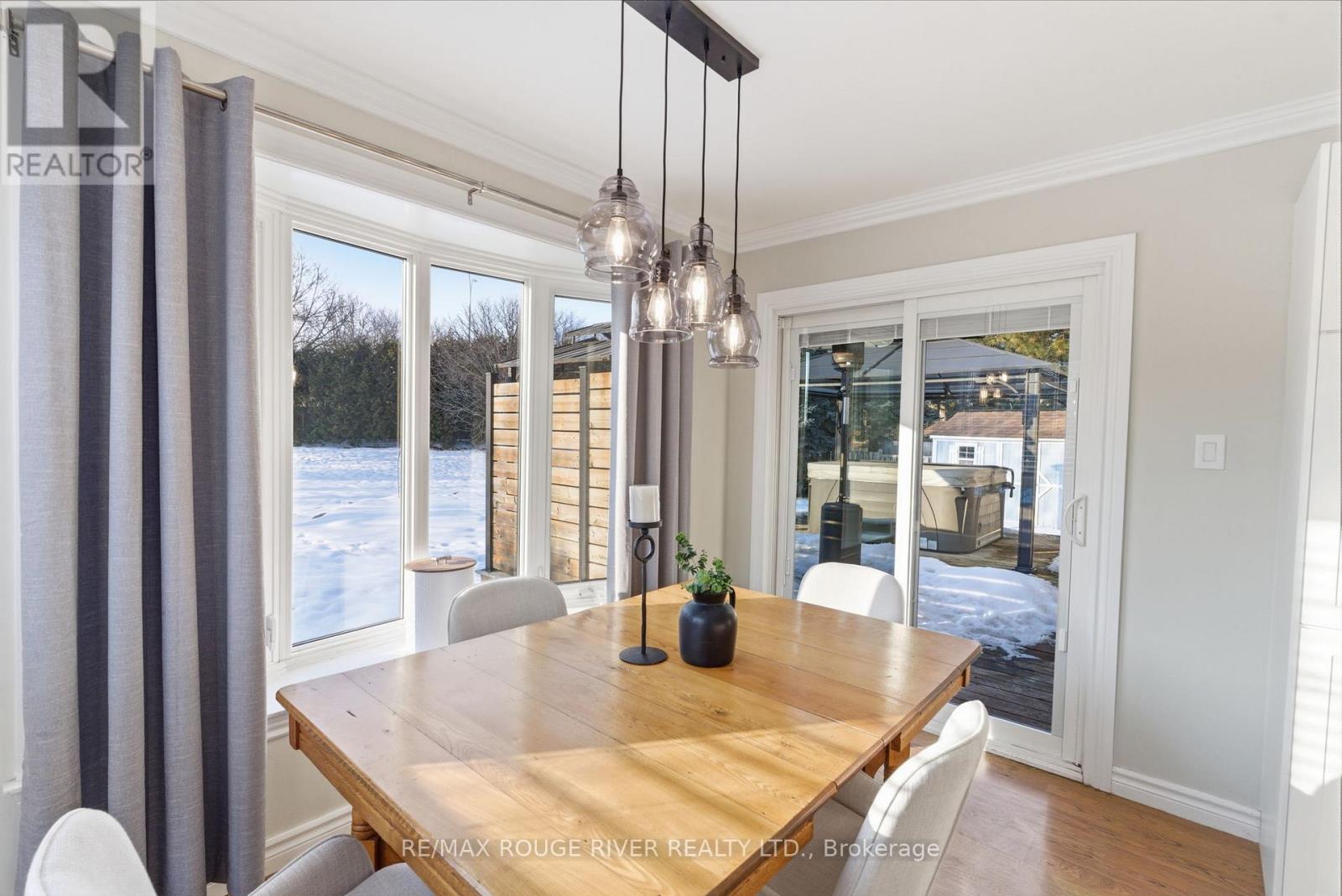 90 Robinson Crescent, Whitby, Ontario  L1N 6W5 - Photo 14 - E12835138