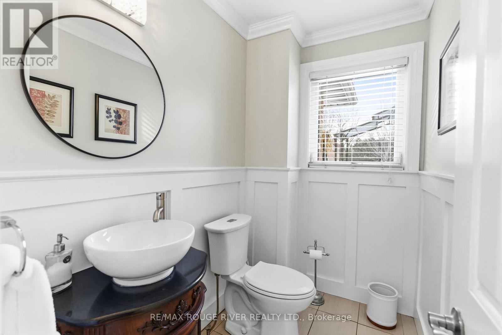 90 Robinson Crescent, Whitby, Ontario  L1N 6W5 - Photo 18 - E12835138