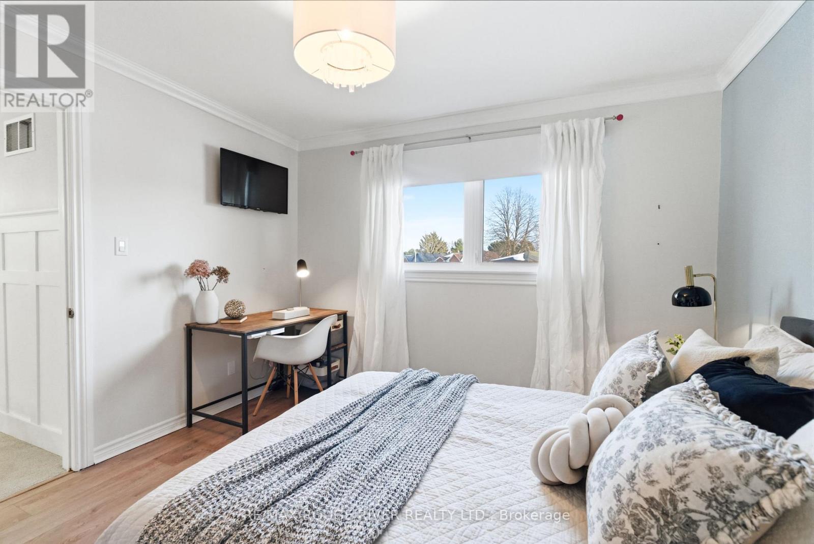 90 Robinson Crescent, Whitby, Ontario  L1N 6W5 - Photo 28 - E12835138