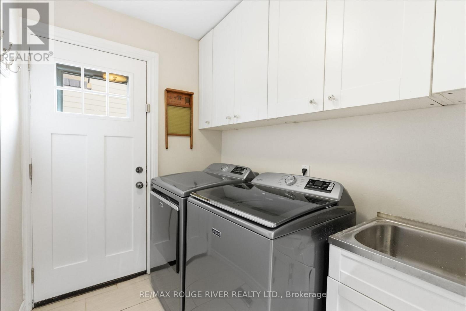 90 Robinson Crescent, Whitby, Ontario  L1N 6W5 - Photo 36 - E12835138