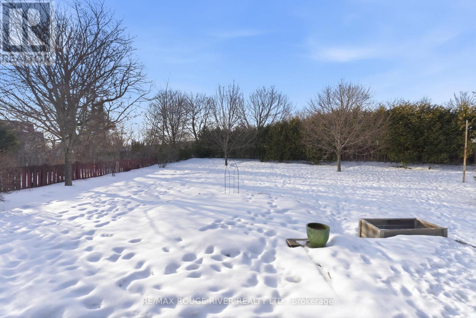 90 Robinson Crescent, Whitby, Ontario  L1N 6W5 - Photo 41 - E12835138