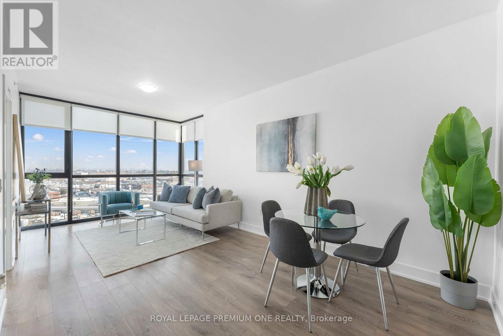 901 - 2908 Highway 7 Road, Vaughan, Ontario  L4K 0K5 - Photo 11 - N12832720