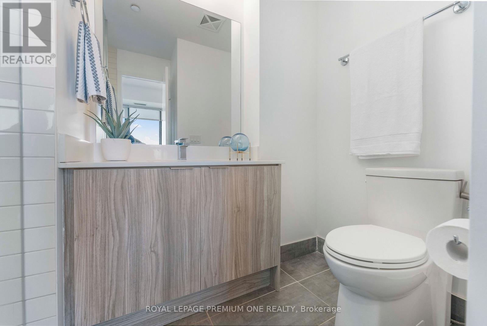 901 - 2908 Highway 7 Road, Vaughan, Ontario  L4K 0K5 - Photo 27 - N12832720