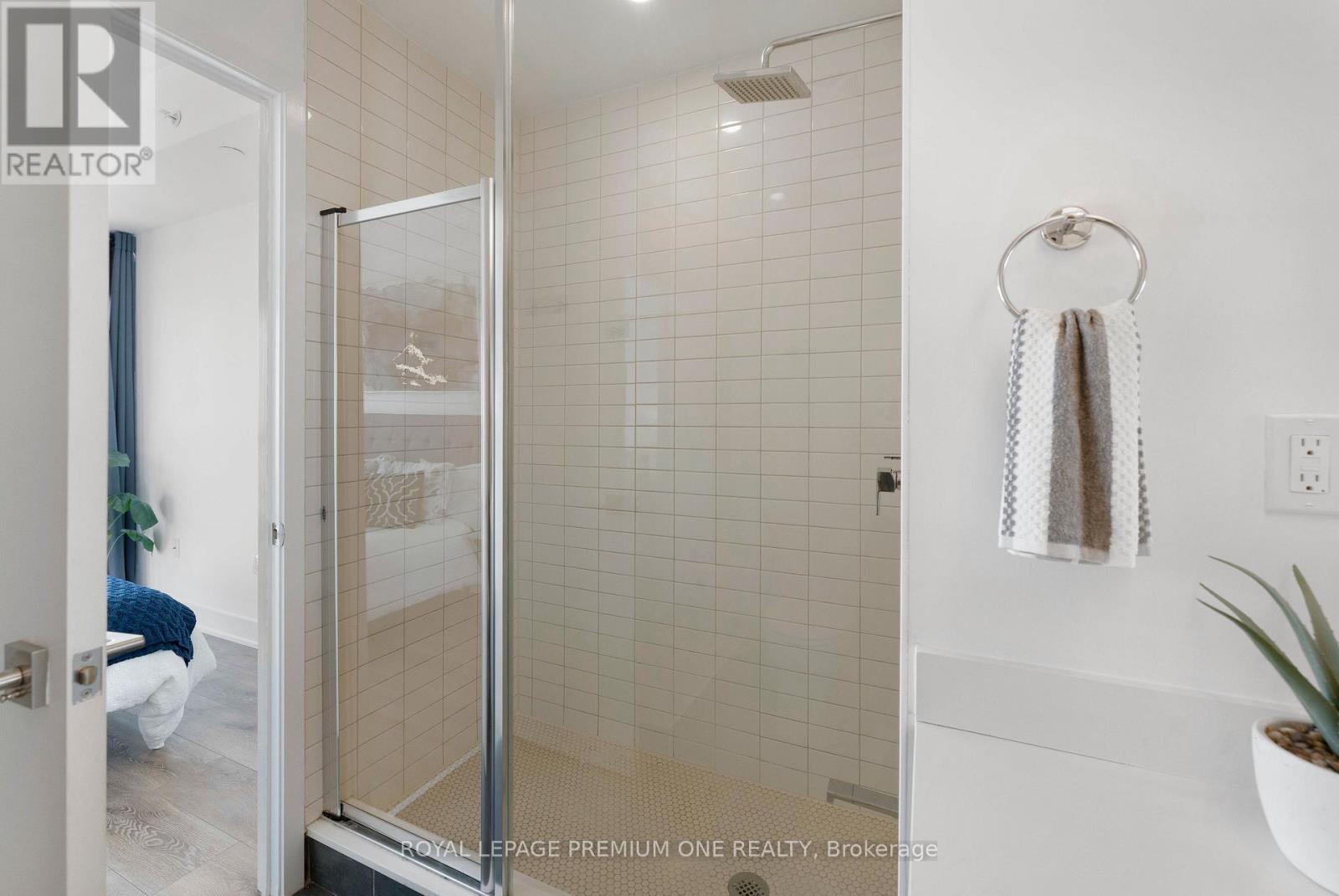 901 - 2908 Highway 7 Road, Vaughan, Ontario  L4K 0K5 - Photo 28 - N12832720