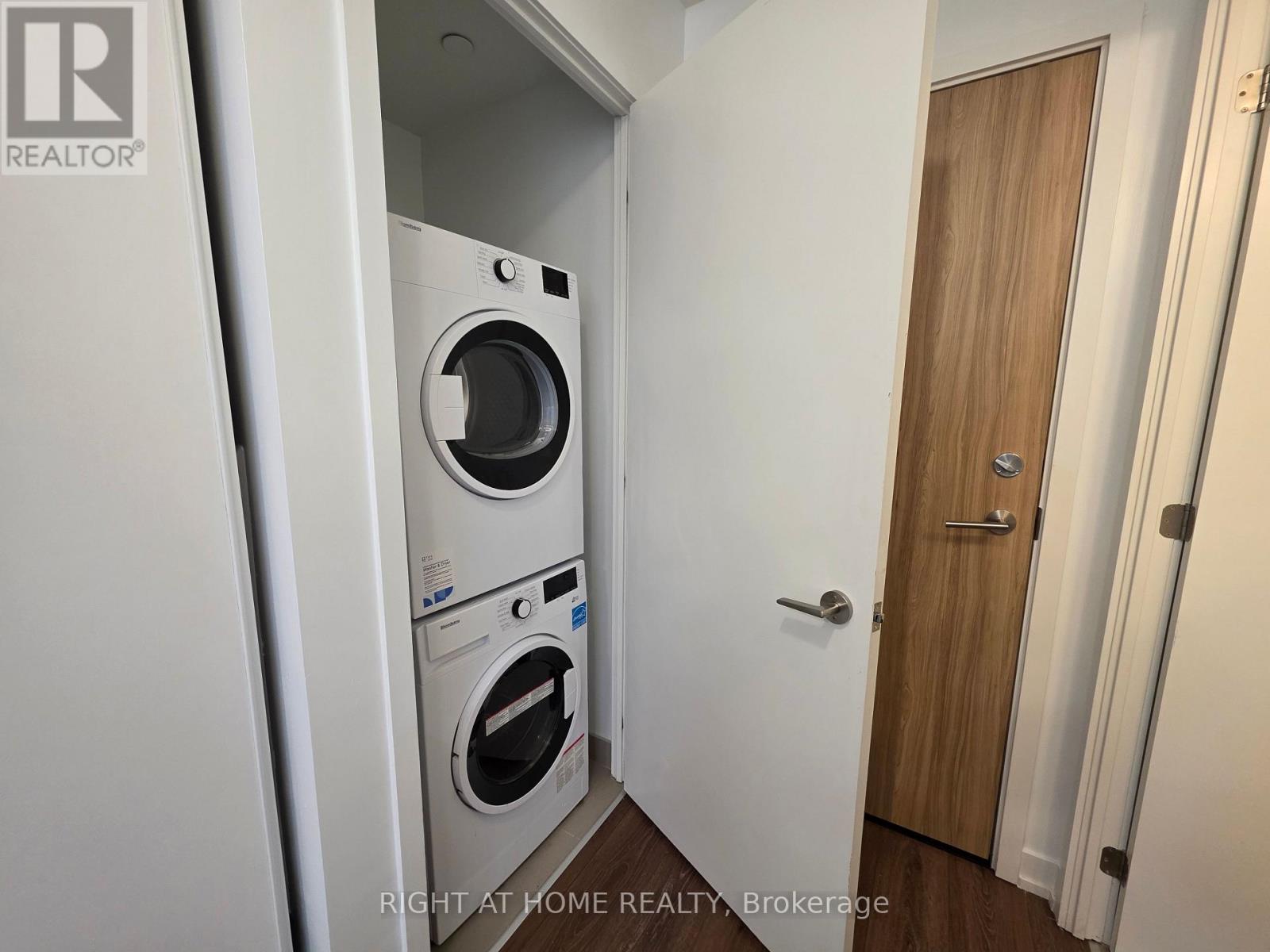 607 - 3100 Keele Street, Toronto, Ontario  M3M 0E1 - Photo 29 - W12835072