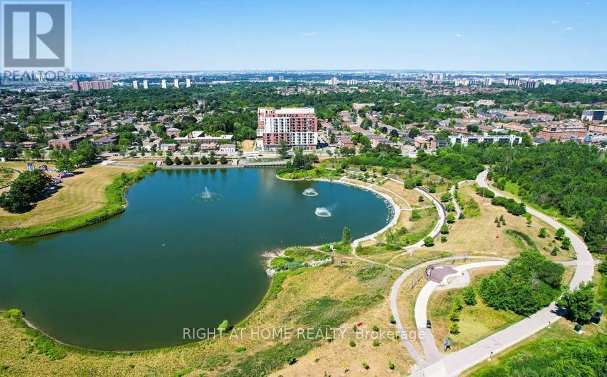 607 - 3100 Keele Street, Toronto, Ontario  M3M 0E1 - Photo 4 - W12835072