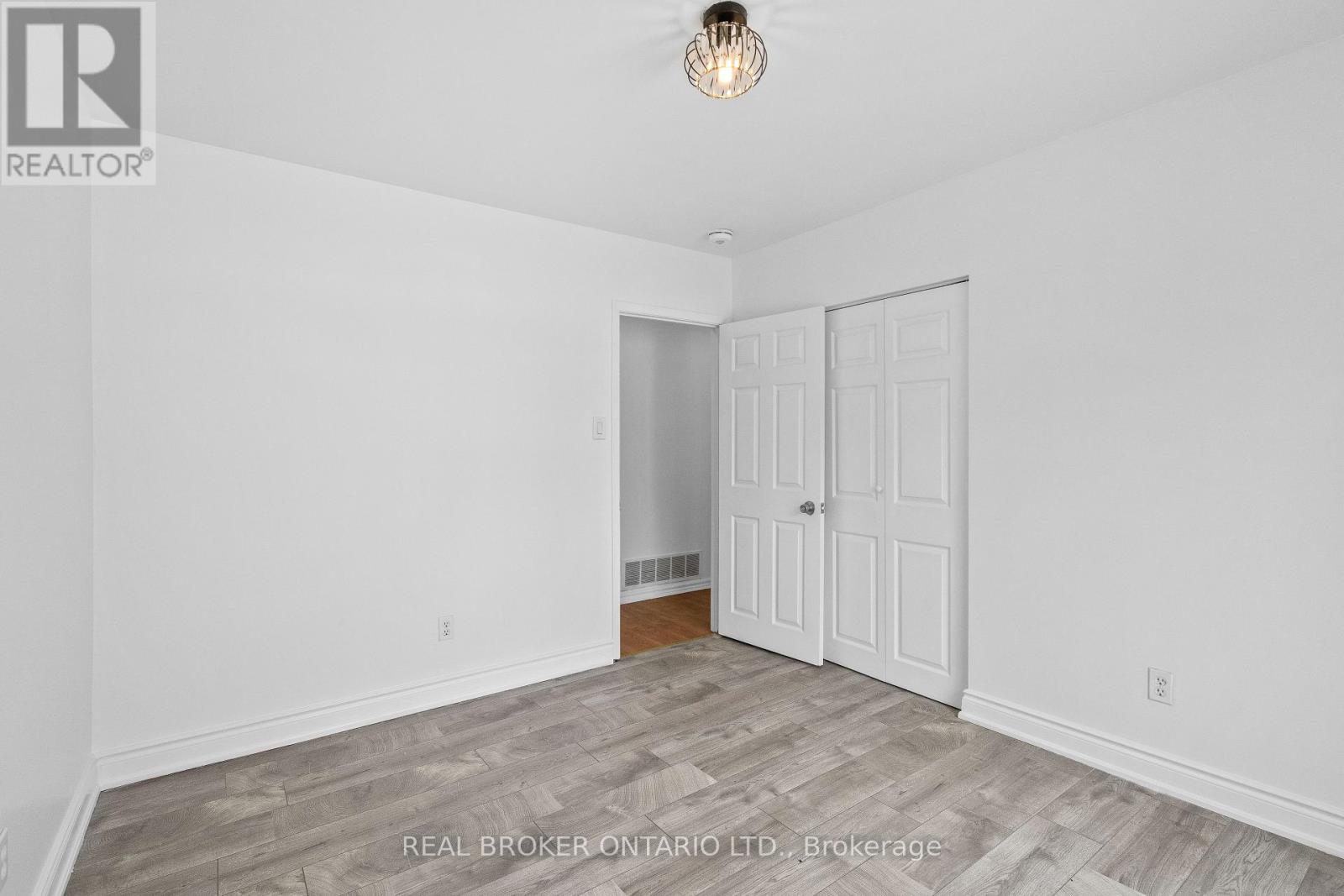 11 Cathcart Crescent, Brampton, Ontario  L6T 2A4 - Photo 14 - W12835074