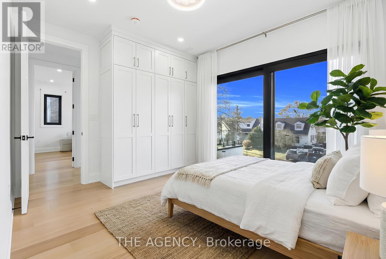 9 Earl Street, Mississauga, Ontario  L5M 1N6 - Photo 42 - W12835090