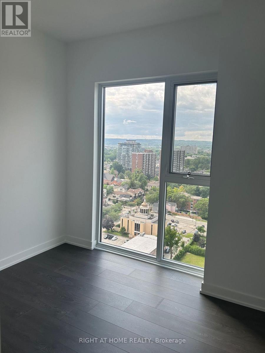 1902 - 370 Martha Street, Burlington, Ontario  L7R 0G9 - Photo 15 - W12835102