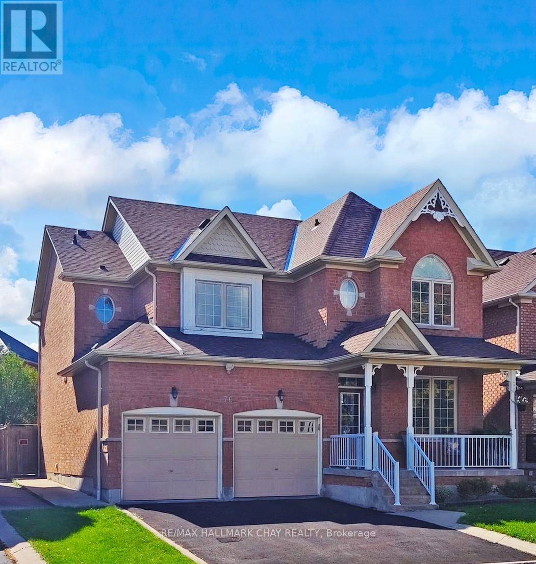 76 Cobblestone Court, Brampton, Ontario  L6R 2S4 - Photo 2 - W12835152