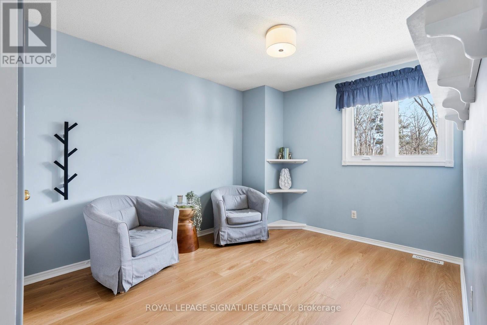 18 Webster Way, Halton Hills, Ontario  L7G 5J7 - Photo 31 - W12833964