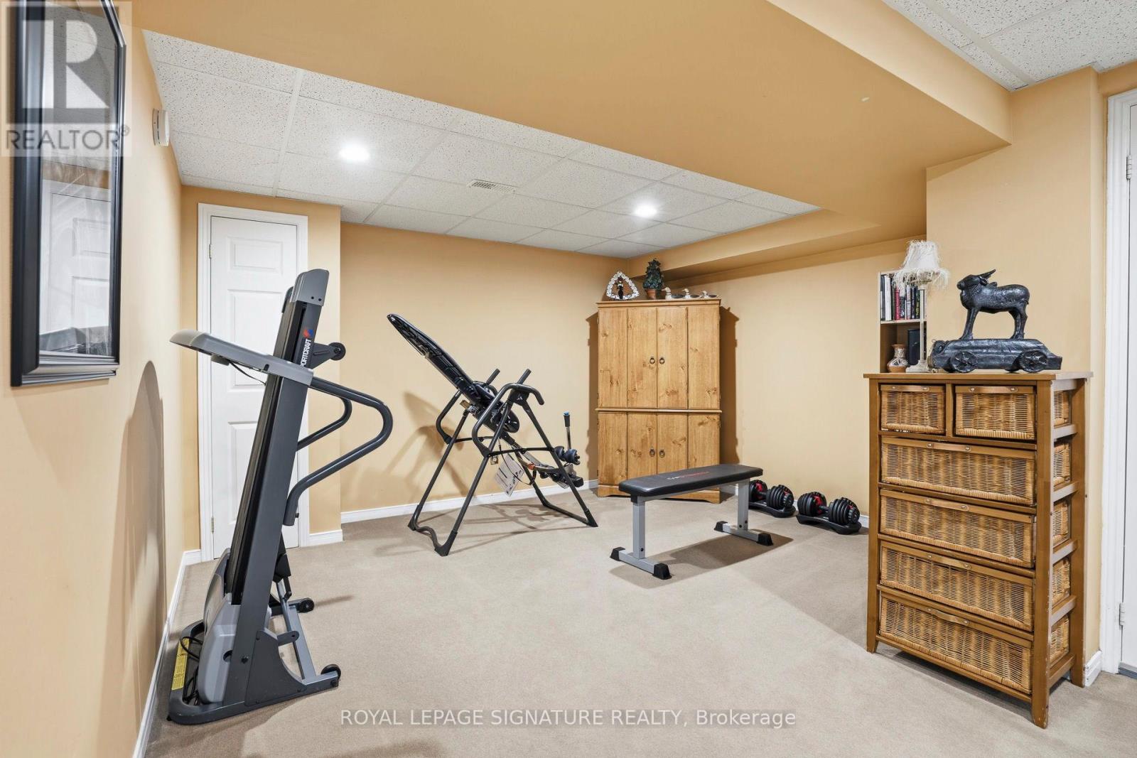 18 Webster Way, Halton Hills, Ontario  L7G 5J7 - Photo 38 - W12833964