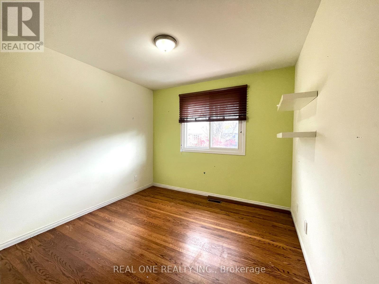 2249 Wyandotte Drive, Oakville, Ontario  L6L 2T4 - Photo 16 - W12835166