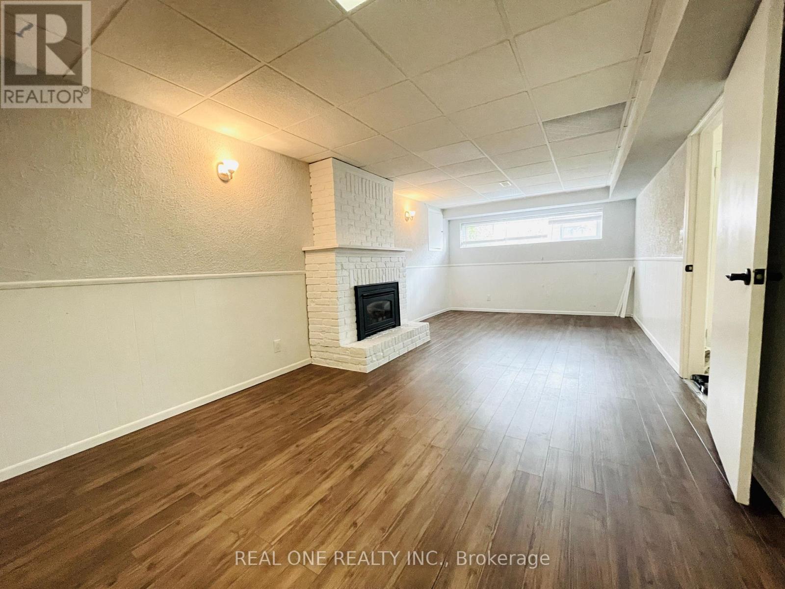 2249 Wyandotte Drive, Oakville, Ontario  L6L 2T4 - Photo 18 - W12835166