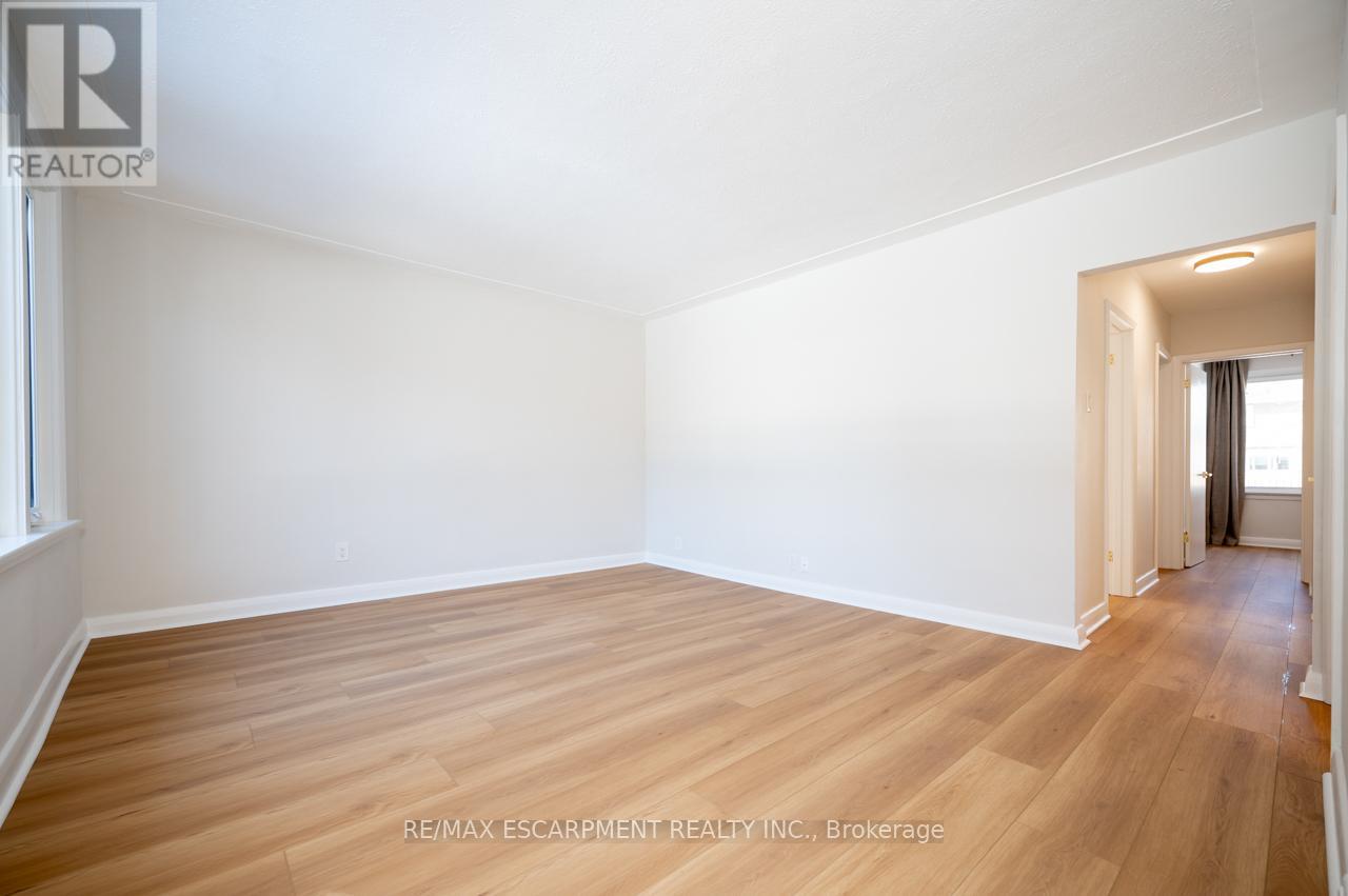 365 George Street, Milton (Om Old Milton), Ontario  L9T 2T1 - Photo 11 - W12835196