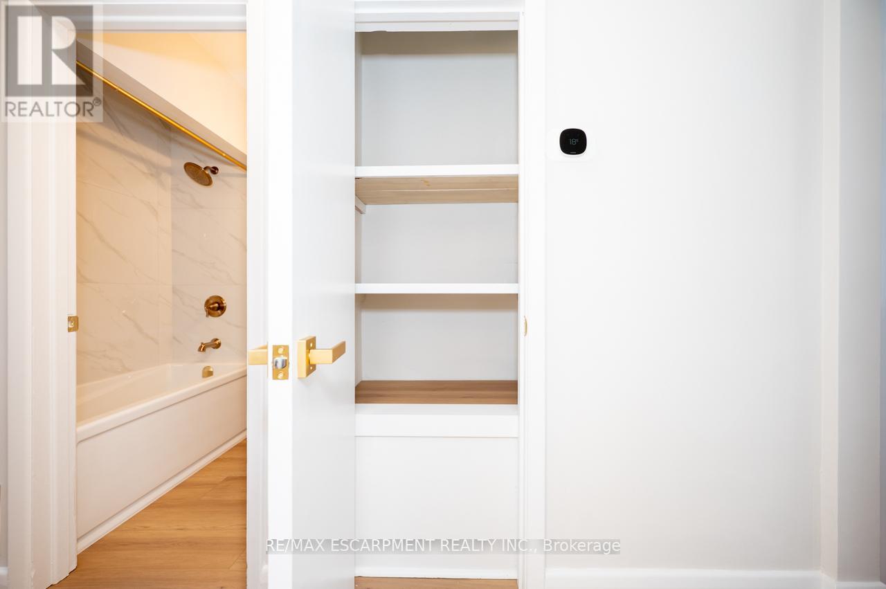 365 George Street, Milton (Om Old Milton), Ontario  L9T 2T1 - Photo 20 - W12835196