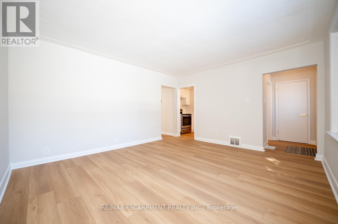 365 George Street, Milton (Om Old Milton), Ontario  L9T 2T1 - Photo 9 - W12835196