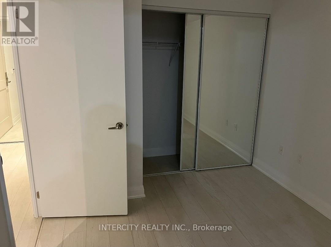 341 - 26 Gibbs Road, Toronto, Ontario  M9B 0E3 - Photo 6 - W12835208