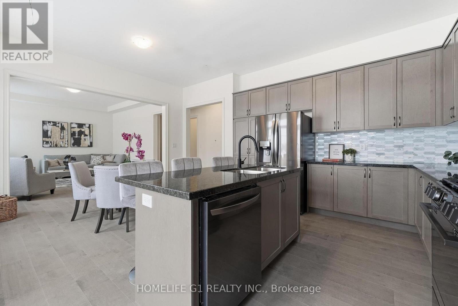 37 North Park Boulevard, Oakville, Ontario  L6M 0W8 - Photo 18 - W12835252