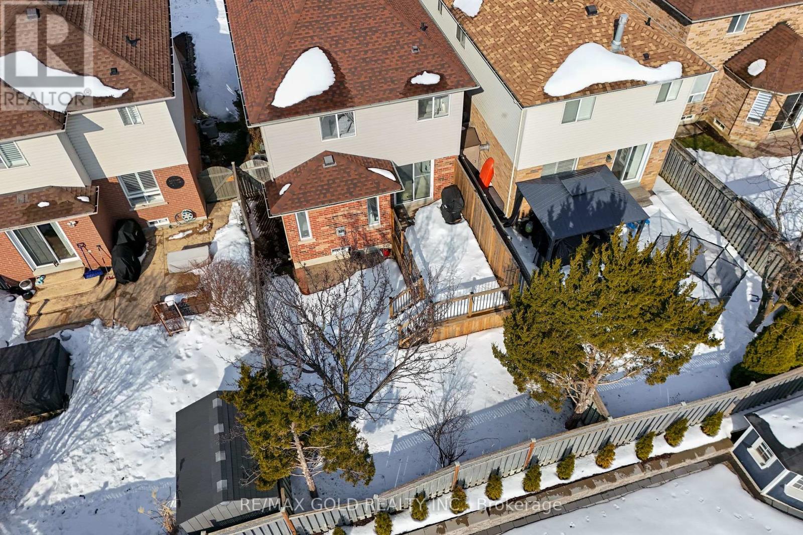 18 Russell Street, Halton Hills, Ontario  L7G 5Y7 - Photo 44 - W12835284