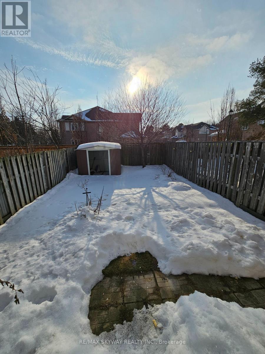 5524 Cortina Crescent, Mississauga, Ontario  L4Z 3R1 - Photo 17 - W12835294