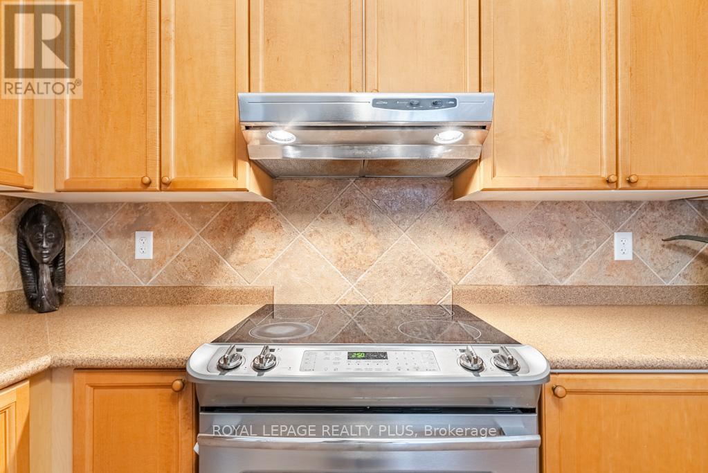 854 Mcduffe Crescent, Milton, Ontario  L9T 6M7 - Photo 22 - W12835350