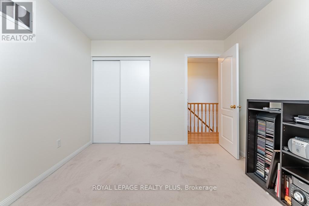 854 Mcduffe Crescent, Milton, Ontario  L9T 6M7 - Photo 38 - W12835350