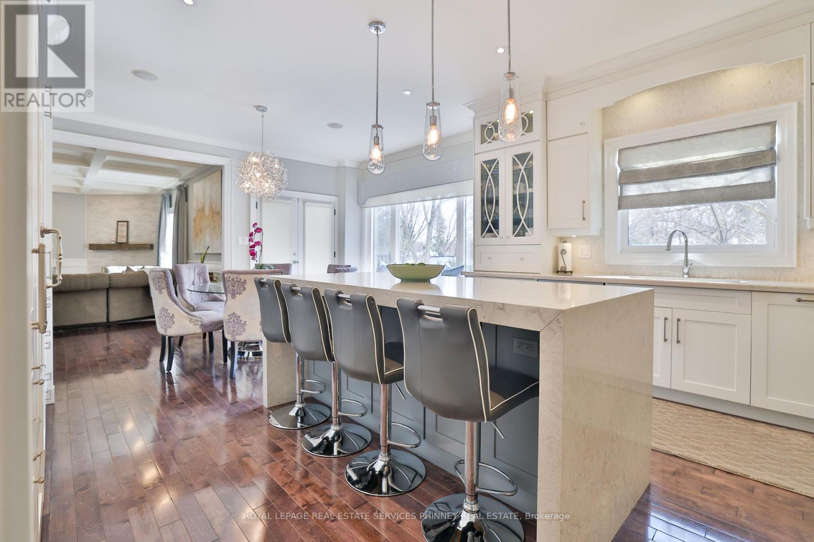 1436 Crescent Road, Mississauga, Ontario  L5H 1P6 - Photo 10 - W12835380