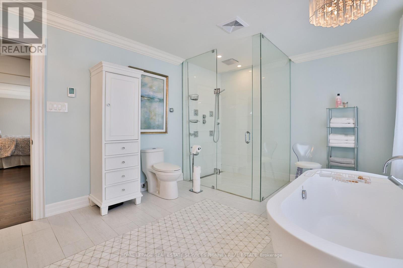 1436 Crescent Road, Mississauga, Ontario  L5H 1P6 - Photo 24 - W12835380