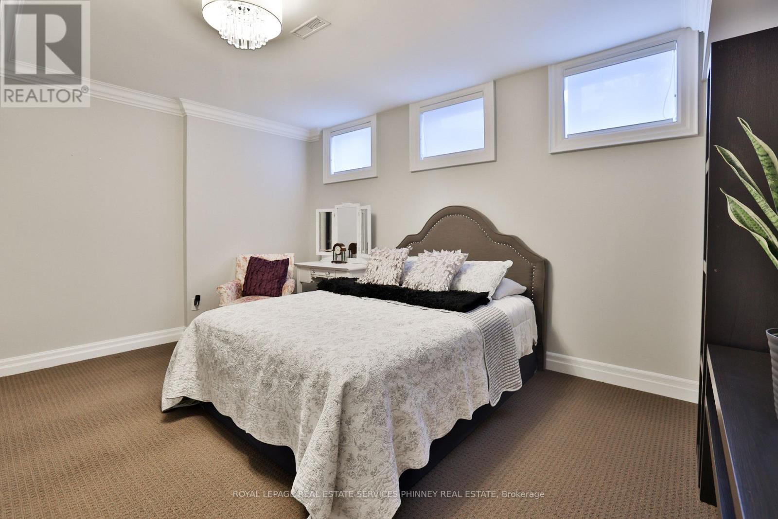 1436 Crescent Road, Mississauga, Ontario  L5H 1P6 - Photo 44 - W12835380