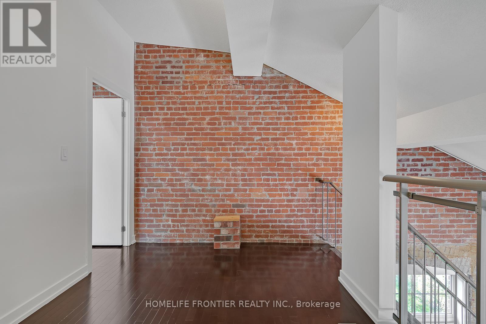 342 - 1100 Lansdowne Avenue, Toronto (Dovercourt-Wallace Emerson-Junction), Ontario  M6H 4K1 - Photo 17 - W12835200