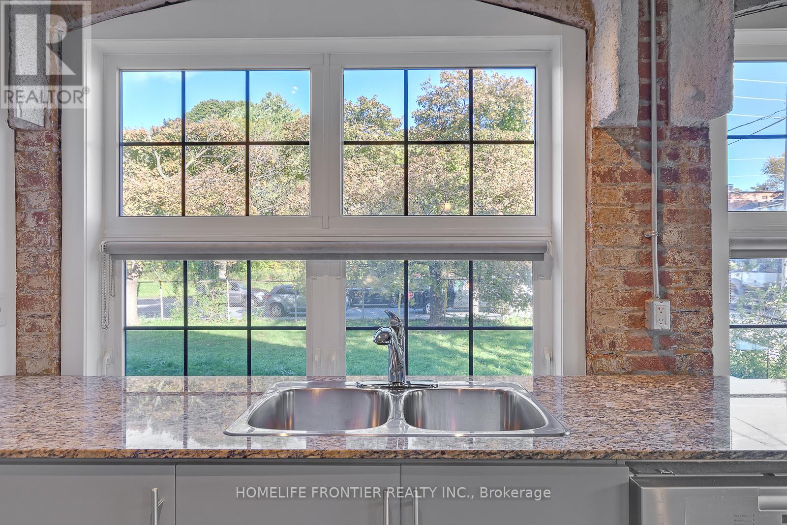 342 - 1100 Lansdowne Avenue, Toronto (Dovercourt-Wallace Emerson-Junction), Ontario  M6H 4K1 - Photo 8 - W12835200