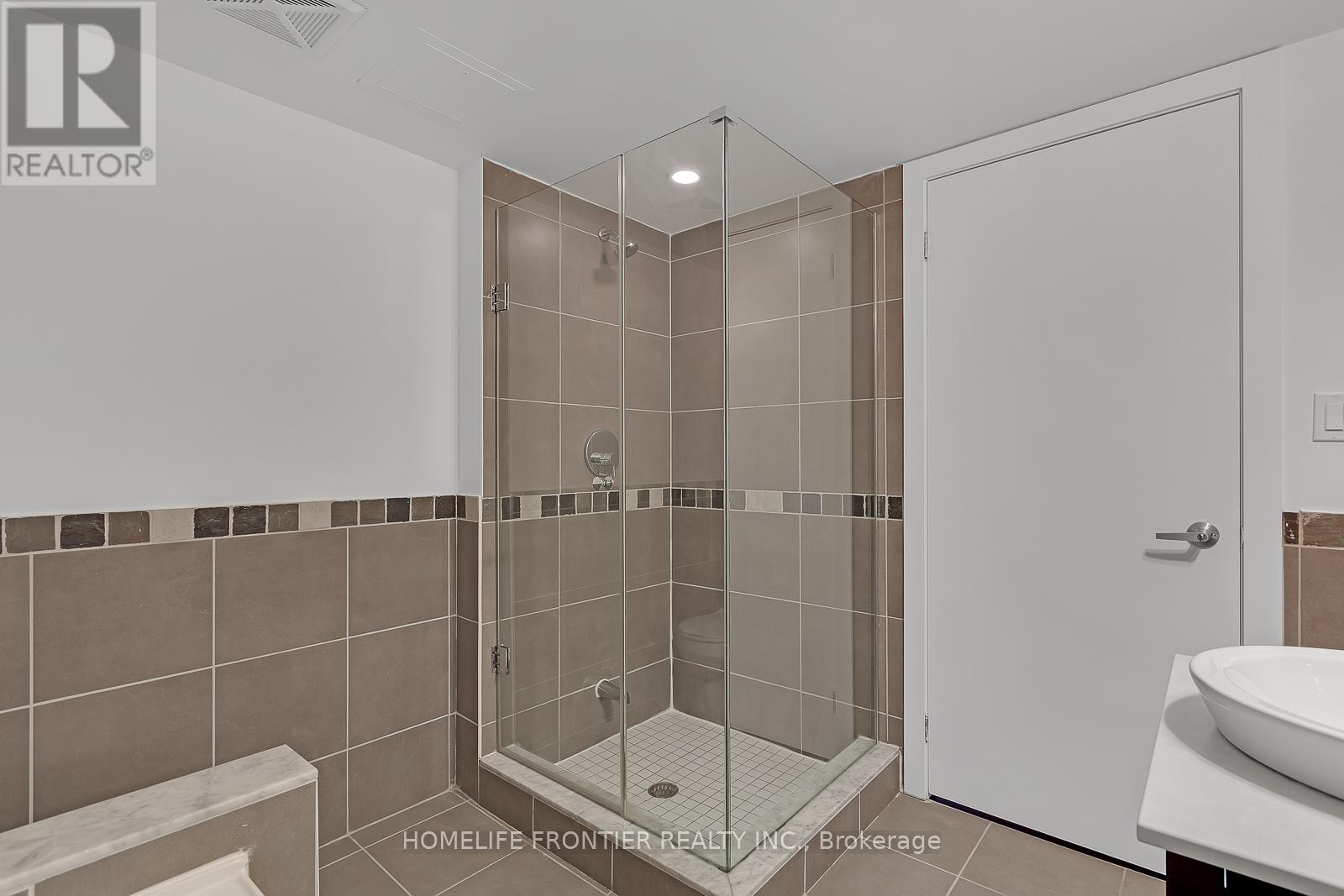 342 - 1100 Lansdowne Avenue, Toronto (Dovercourt-Wallace Emerson-Junction), Ontario  M6H 4K1 - Photo 24 - W12835200