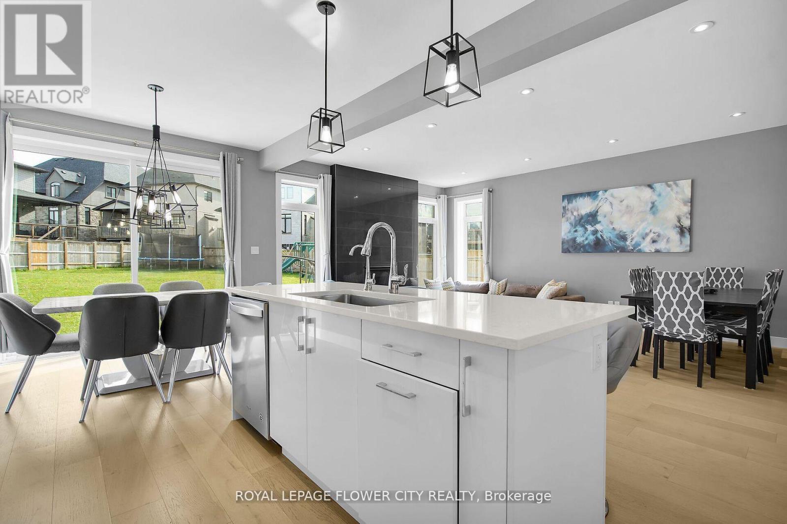 2424 Black Rail Terrace, London South, Ontario  N6K 0H3 - Photo 4 - X12826968