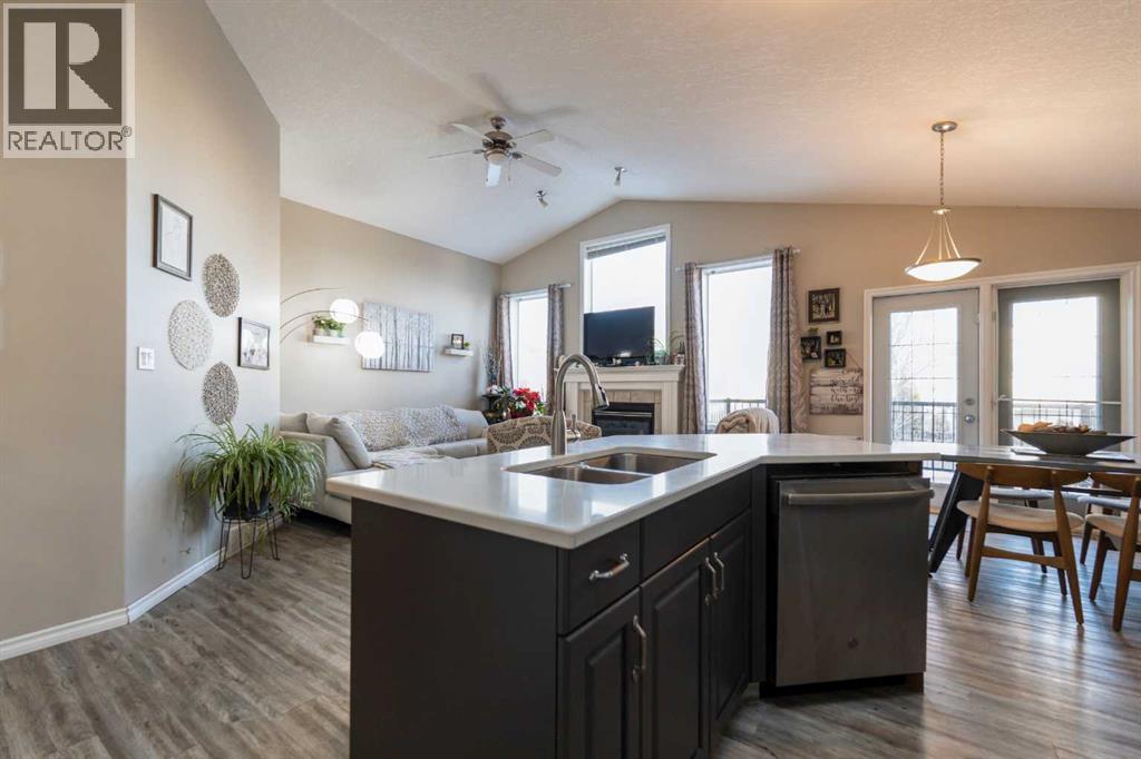 65 Heritage Circle W, Lethbridge, Alberta  T1K 7T3 - Photo 11 - A2289412