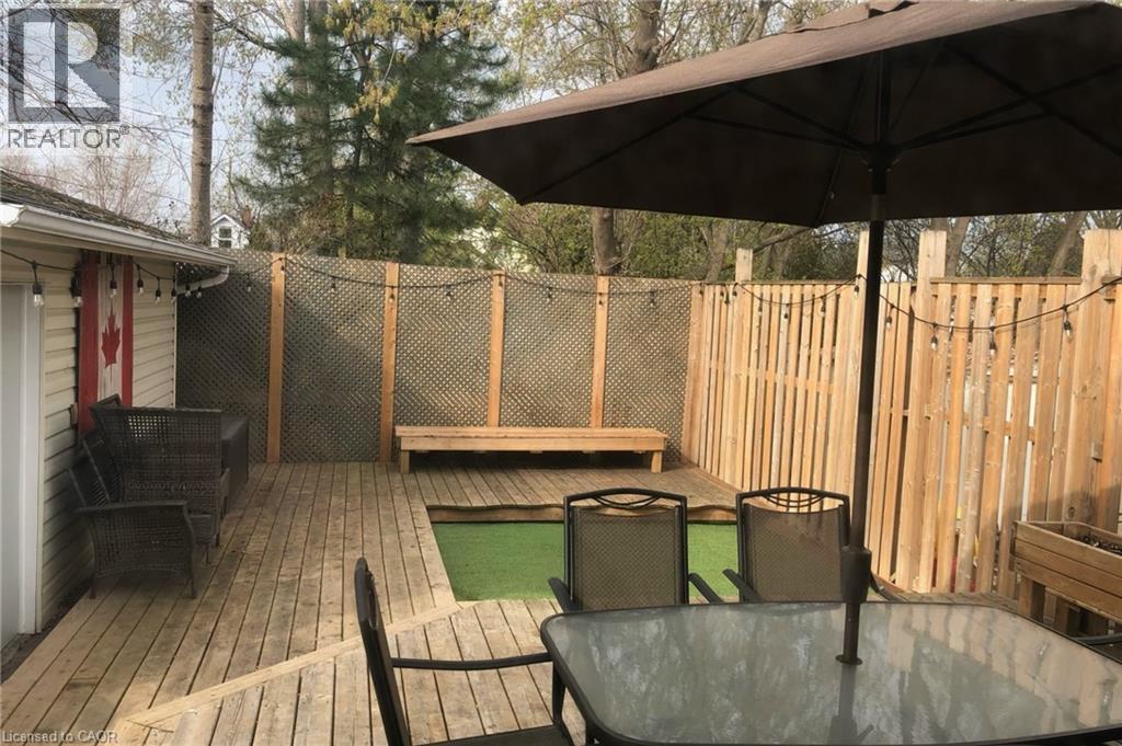 20 Trapnell Street, St. Catharines, Ontario  L2R 1A9 - Photo 33 - 40803261