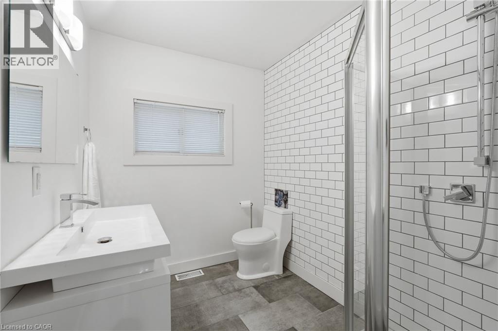 20 Trapnell Street, St. Catharines, Ontario  L2R 1A9 - Photo 22 - 40803261