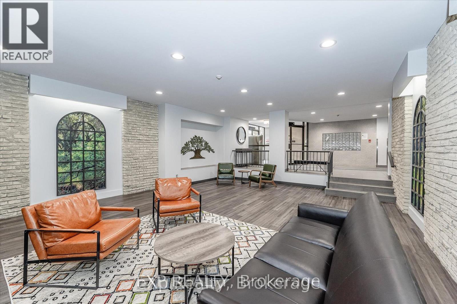 301 - 93 Westwood Road, Guelph, Ontario  N1H 7J7 - Photo 18 - X12835100