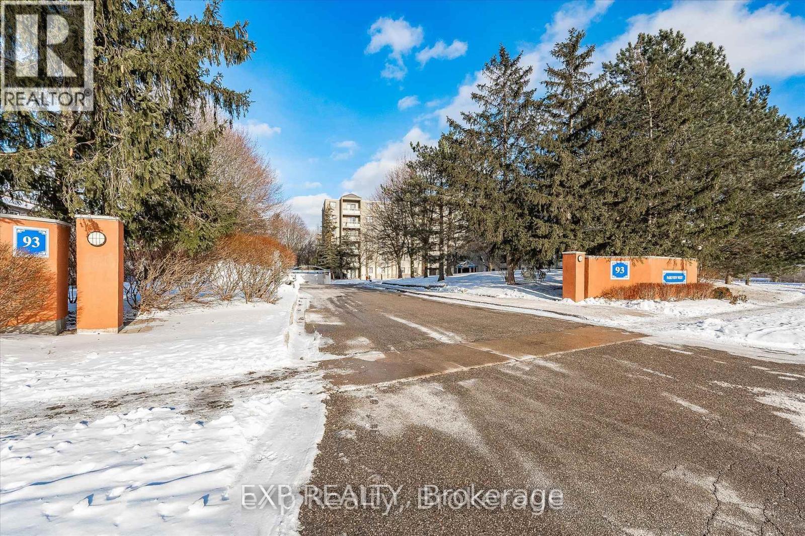 301 - 93 Westwood Road, Guelph, Ontario  N1H 7J7 - Photo 2 - X12835100