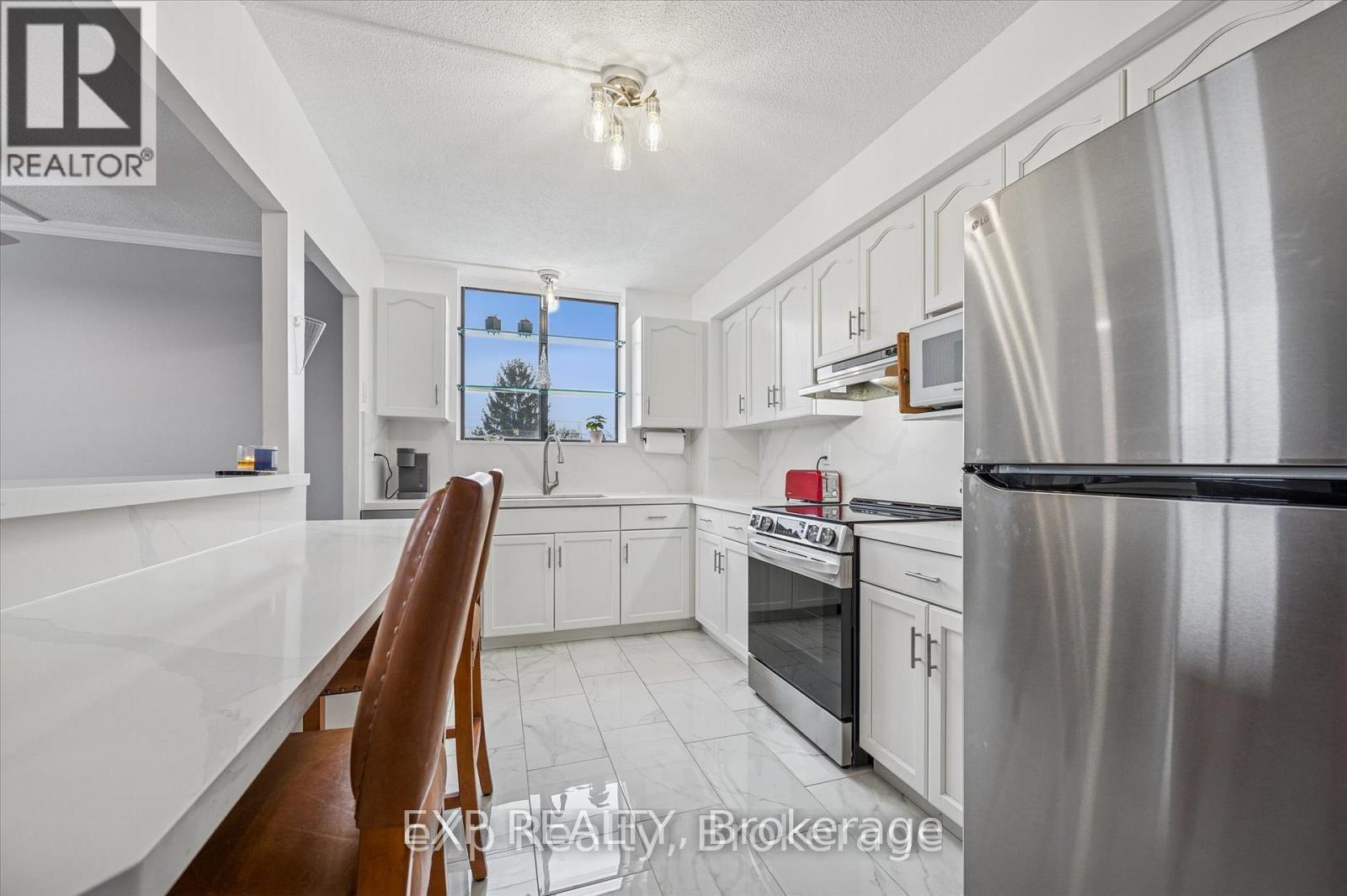 301 - 93 Westwood Road, Guelph, Ontario  N1H 7J7 - Photo 4 - X12835100