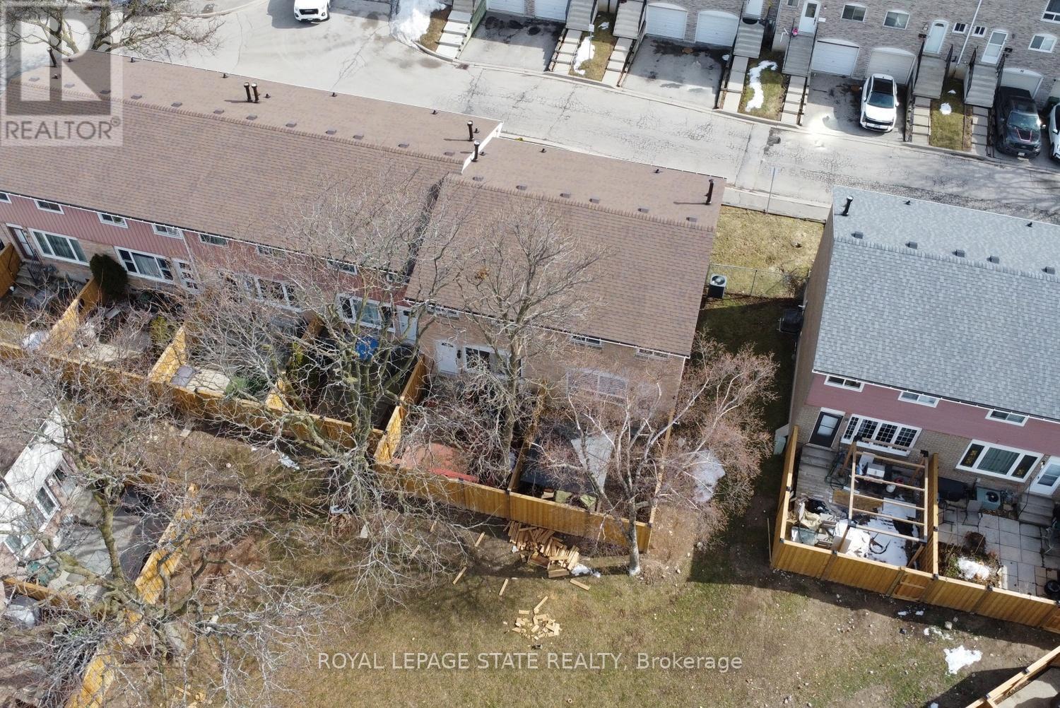 72 - 120 Quigley Road, Hamilton, Ontario  L8K 6L4 - Photo 44 - X12835180