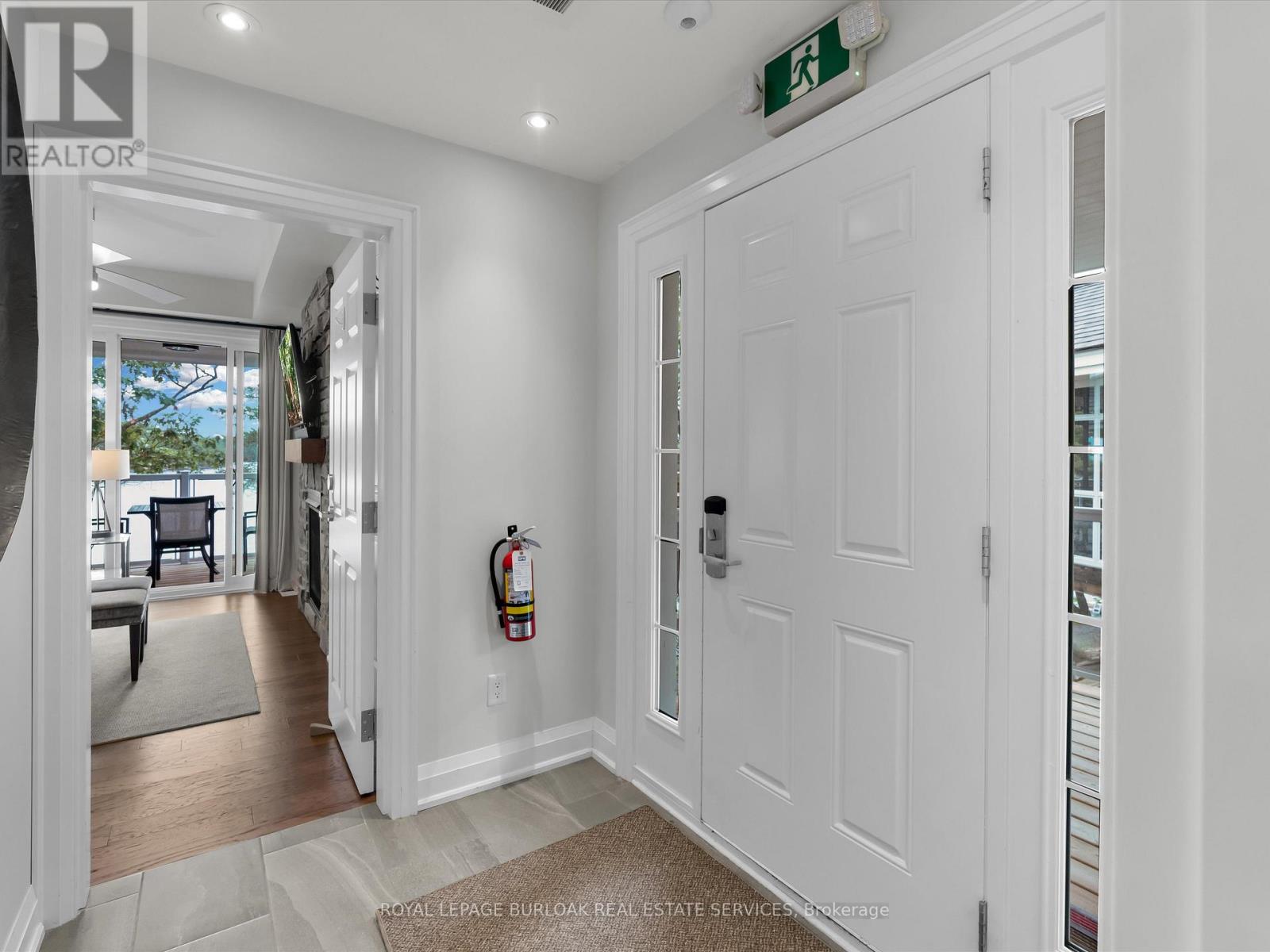 Btv-W 101 - 1869 Muskoka 118 Road W, Muskoka Lakes, Ontario P1L 1W8 - Photo 8 - X12835192