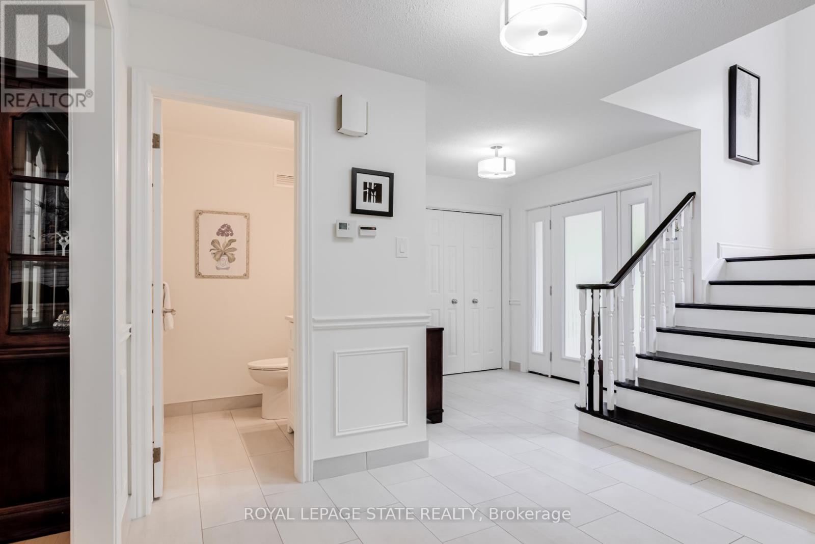 158 Sulphur Springs Road, Hamilton, Ontario  L9G 4Y7 - Photo 10 - X12835234