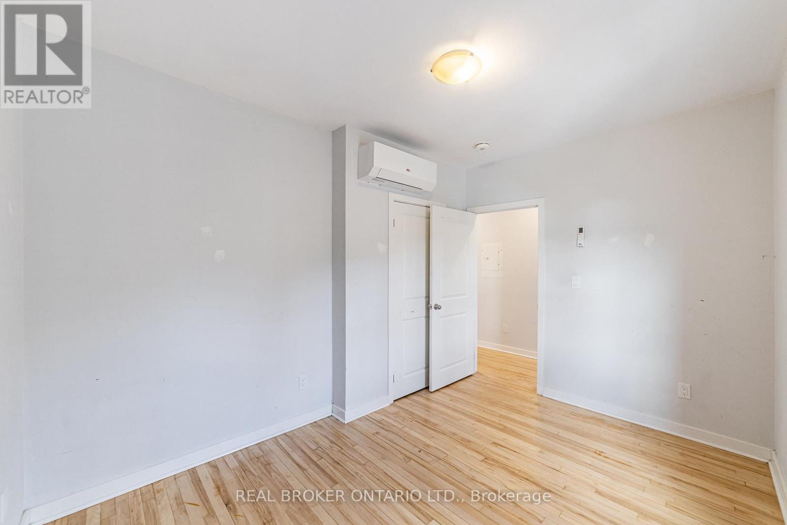 208 Mary Street, Hamilton, Ontario  L8L 4V8 - Photo 16 - X12835308