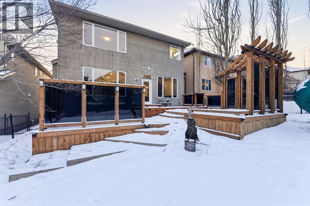 70 Royal Ridge Manor Nw, Calgary, Alberta  T3G 5Z1 - Photo 25 - A2280887