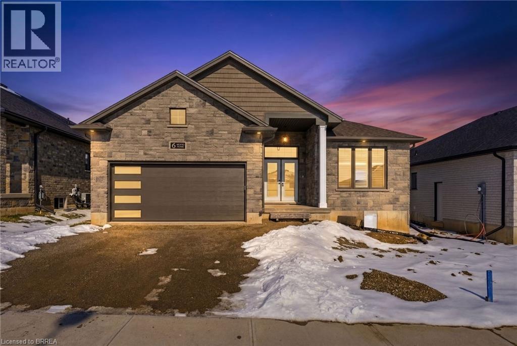 6 PATTEN Drive, St. George, Ontario