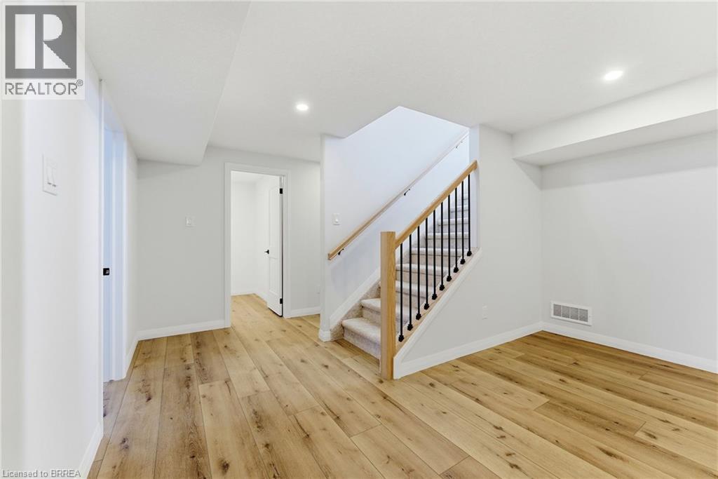 6 Patten Drive, St. George, Ontario  N0E 1N0 - Photo 31 - 40808770