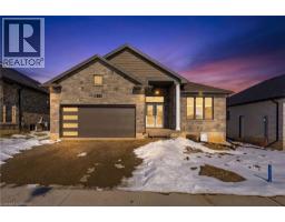 6 PATTEN Drive, St. George, Ontario